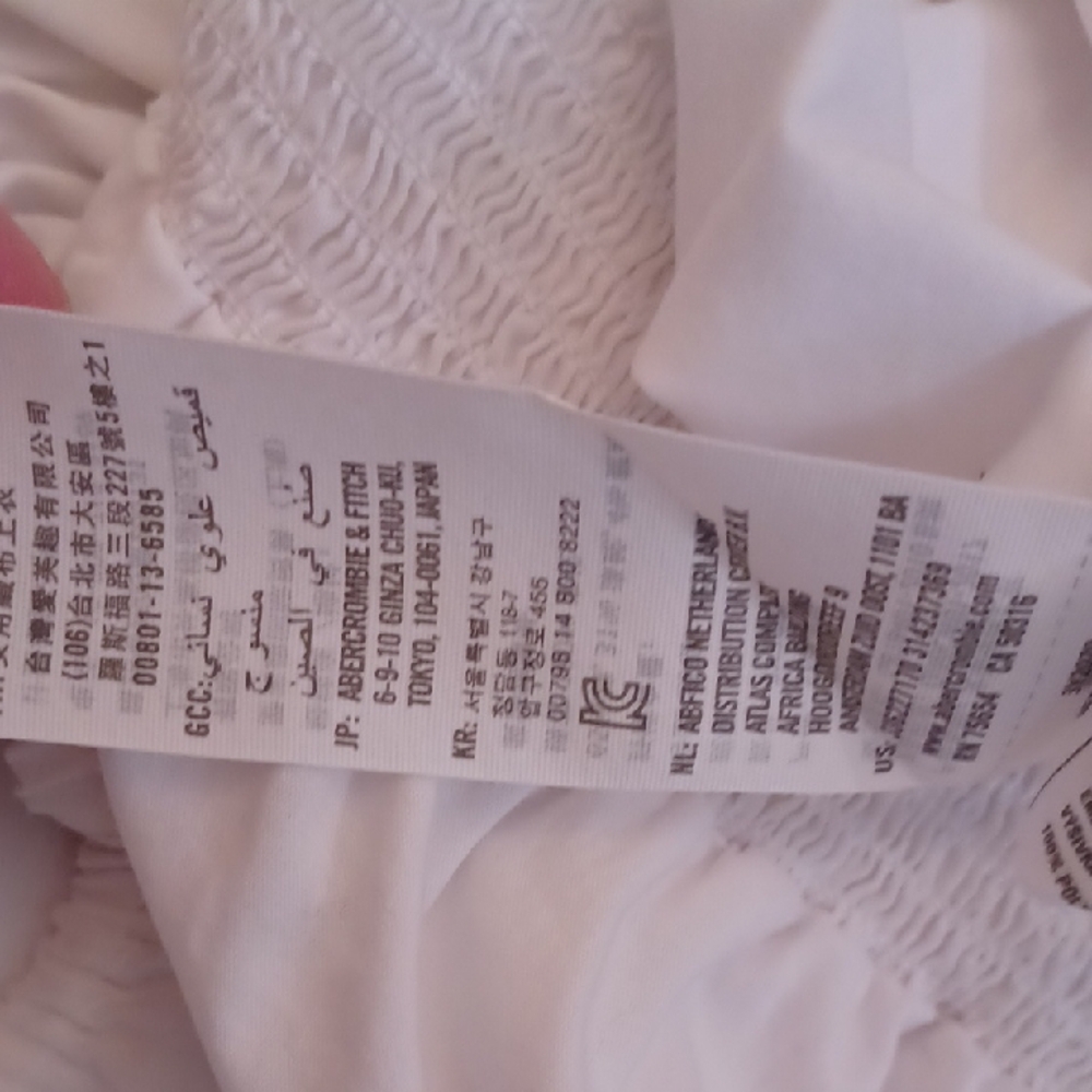 Hollister White Blouse with Pink Floral Embroidery - Picture 7 of 10